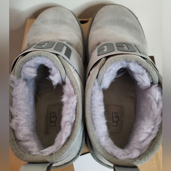 Womens UGG Neumel 11 Graphic Boots Size 8 with box - Picture 7 of 10